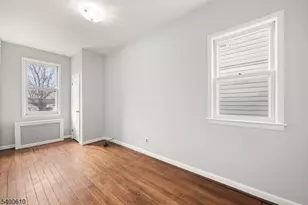 16 Loretta St, Clifton, NJ 07011 - Photo 8