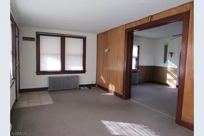 209 Morris St Apt 2, Phillipsburg, NJ 08865 - Photo 4