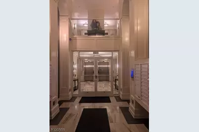 104 E Elizabeth Ave #308, Linden, NJ 07036 - Photo 2