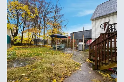 31 Dover St, Paterson, NJ 07501 - Photo 12