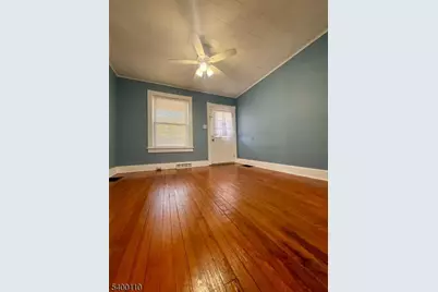 70 Schultz Ave, Phillipsburg, NJ 08865 - Photo 2