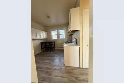 1010 Kilsyth Rd, Elizabeth, NJ 07208 - Photo 4