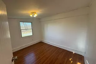 22 Spring Ln, Washington Township, NJ 07853 - Photo 10