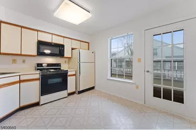 3004 Vroom Dr, Bridgewater, NJ 08807 - Photo 8