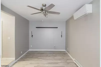 326 Market St, Belvidere, NJ 07823 - Photo 8