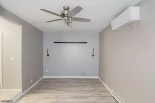 326 Market St, Belvidere, NJ 07823 - Photo 8