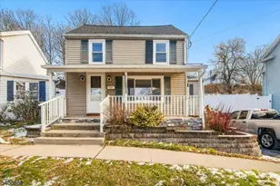 326 Market St, Belvidere, NJ 07823 - Photo 1