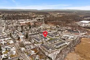 4 Gregg Ct, Newton, NJ 07860 - Photo 2
