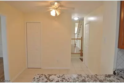 250 Ridgedale Ave #E6, Florham Park, NJ 07932 - Photo 4