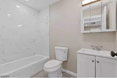 208 N 1st St, Paterson, NJ 07522 - Photo 30