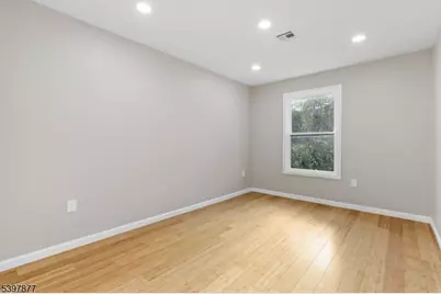 208 N 1st St, Paterson, NJ 07522 - Photo 12