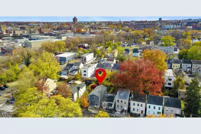 208 N 1st St, Paterson, NJ 07522 - Photo 32