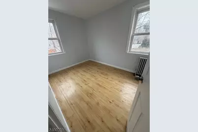 632 Cora Pl, Rahway, NJ 07065 - Photo 2