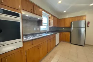 15 Sanford St, Clifton, NJ 07011 - Photo 4