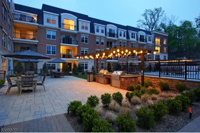 30 Court St  G 406, Morristown, NJ 07960 - Photo 6