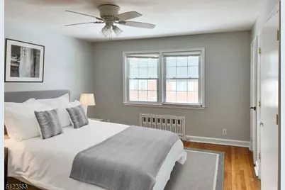 15 Norwood Ave #B2, Summit, NJ 07901 - Photo 8