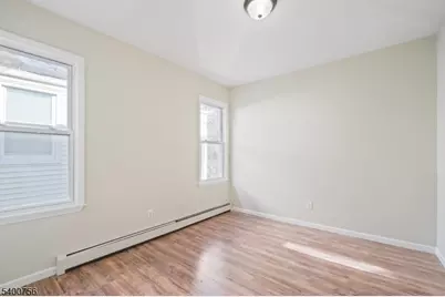 874 S 16th St, Newark, NJ 07108 - Photo 18