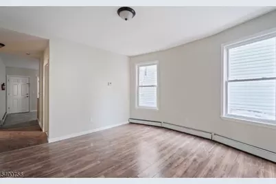 874 S 16th St, Newark, NJ 07108 - Photo 4