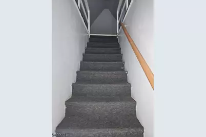 33 Glover Ave, Paterson, NJ 07501 - Photo 6