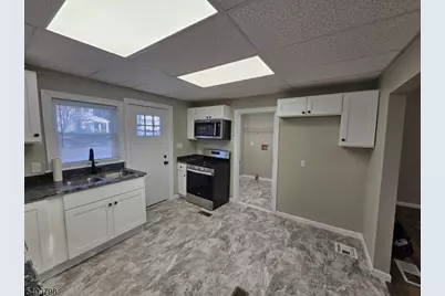 56 Broad St, Washington Boro, NJ 07882 - Photo 6