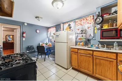 68 Welton St, New Brunswick, NJ 08901 - Photo 10