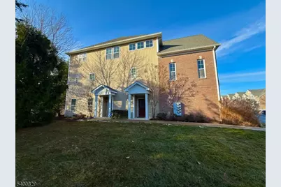 401 River Pl, Butler, NJ 07405 - Photo 1