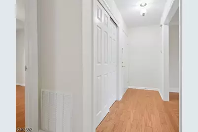 26 Sunrise Dr, Long Hill Township, NJ 07933 - Photo 6