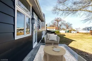 1433 Oriental Ave, Gloucester City, NJ 08030 - Photo 32