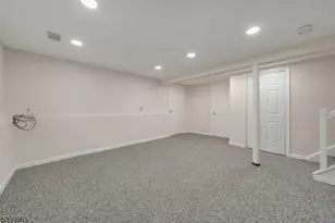 82 Little Falls Rd, Cedar Grove, NJ 07009 - Photo 22