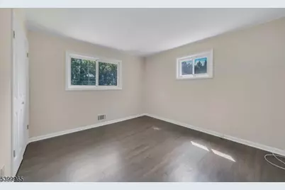 82 Little Falls Rd, Cedar Grove, NJ 07009 - Photo 14