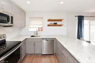 199 Bergen Turnpike, Ridgefield, NJ 07660 - Photo 10