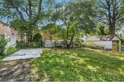 29 Brighton Ter, Irvington, NJ 07111 - Photo 4