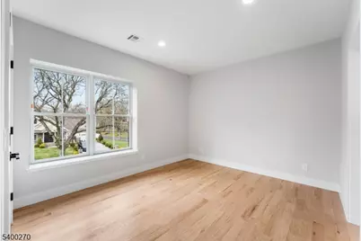 27 Stemmer Dr, Clark Township, NJ 07066 - Photo 16