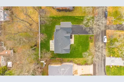 27 Stemmer Dr, Clark Township, NJ 07066 - Photo 28