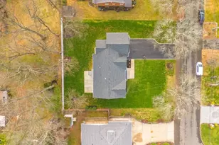 27 Stemmer Dr, Clark Township, NJ 07066 - Photo 28