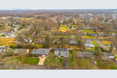 27 Stemmer Dr, Clark Township, NJ 07066 - Photo 26