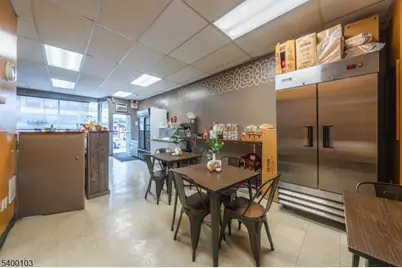 18 Watchung Ave, Plainfield, NJ 07060 - Photo 2