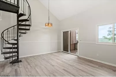 3 Telemark Dr #10, Vernon, NJ 07462 - Photo 2