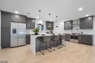 860 Lakeside Dr, Rahway, NJ 07065 - Photo 8