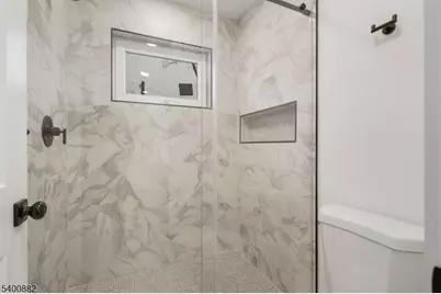 860 Lakeside Dr, Rahway, NJ 07065 - Photo 24