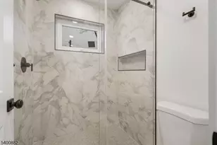 860 Lakeside Dr, Rahway, NJ 07065 - Photo 24