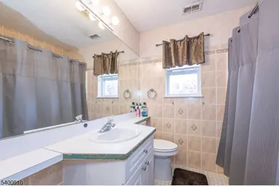 8605 Brittany Dr, Wayne, NJ 07470 - Photo 20