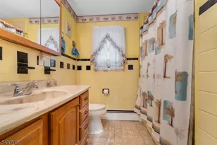 340 N Prospect St, Washington Boro, NJ 07882 - Photo 10