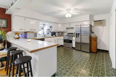 175 Highland Lakes Rd, Vernon, NJ 07422 - Photo 14