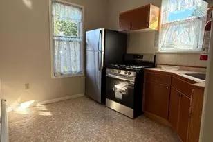 470 Mallory Ave, Jersey City, NJ 07306 - Photo 2