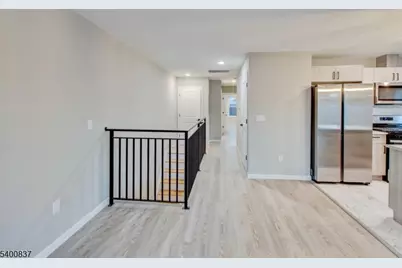 1081 18th Ave, Newark, NJ 07106 - Photo 16