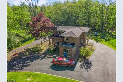 242 Lake Rd, Morris Township, NJ 07960 - Photo 8