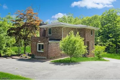 242 Lake Rd, Morris Township, NJ 07960 - Photo 2