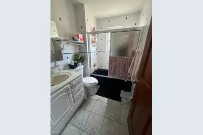 25 Burgess Pl, Passaic, NJ 07055 - Photo 14