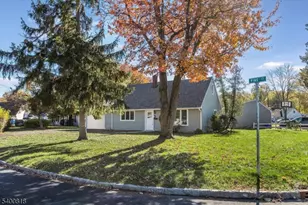 1 Pine Ct, Little Falls Township, NJ 07424 - Photo 2